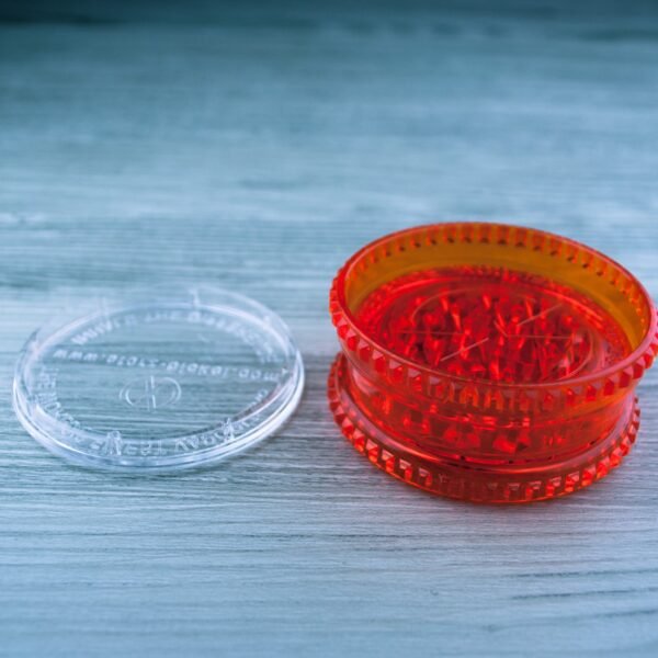 Storz & Bickel Acrylic 3 pc Herb Grinder - Image 3